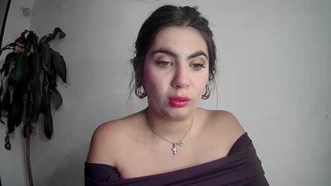evacollins12 online show from 02.09.25