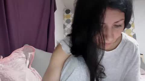 Snapshot of evacrisxxx chatting on 09.20.25 hornycrissyyourlove online show from 09.20.25