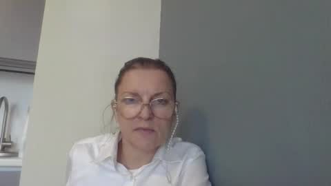evaglad online show from 09.19.25