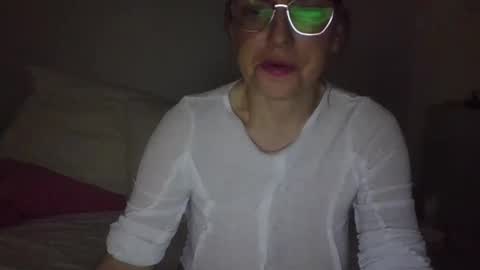 Snapshot of evaglad chatting on 10.18.25 evaglad online show from 10.18.25