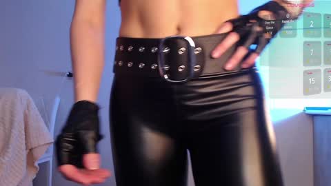 Eva online show from 12.04.24