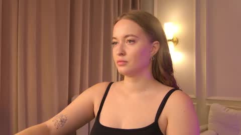 evahariss1 online show from 10.07.25