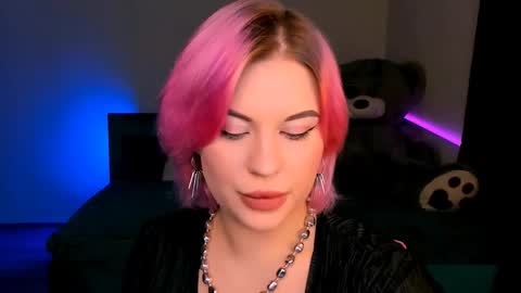 Eva online show from 01.12.25