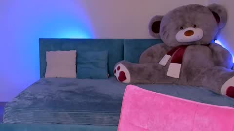 Eva online show from 02.28.25