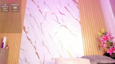 EvaJohnss online show from 10.11.25