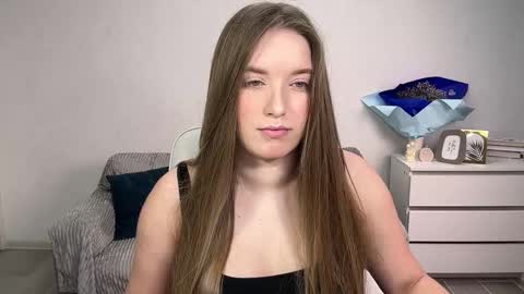 Snapshot of evajuly chatting on 10.23.25 Eva online show from 10.23.25