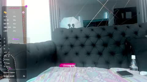 Snapshot of evaloviaa_ chatting on 09.09.25 Eva online show from 09.09.25