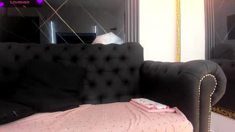 Eva online show from 10.23.25