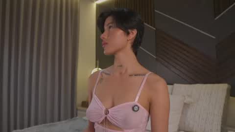 Eva Moretti online show from 07.24.26