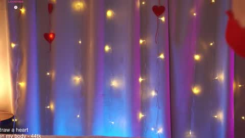 Snapshot of evamossi chatting on 02.15.26 Eva online show from 02.15.26