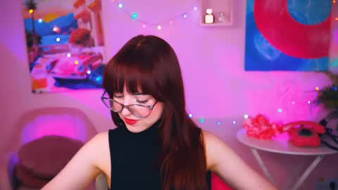 Eva  online show from 12.11.24