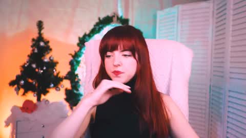 Eva  online show from 12.12.24