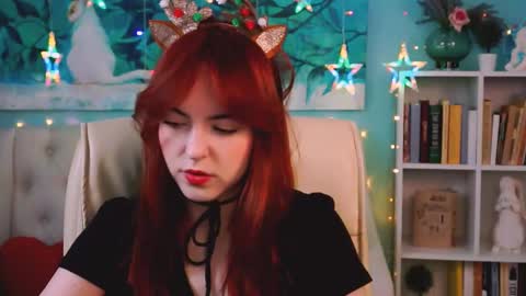 Eva  online show from 12.25.24