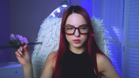 Eva  online show from 10.29.25