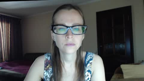YourMistress online show from 06.04.26