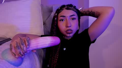 Eva online show from 01.14.25