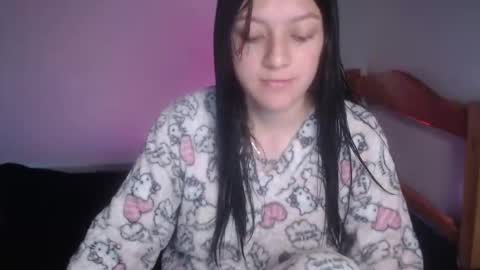 eva  online show from 11.25.25