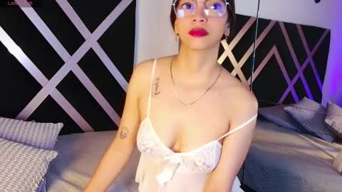 Snapshot of evangelinebonet chatting on 10.23.25 evangelinebonet online show from 10.23.25