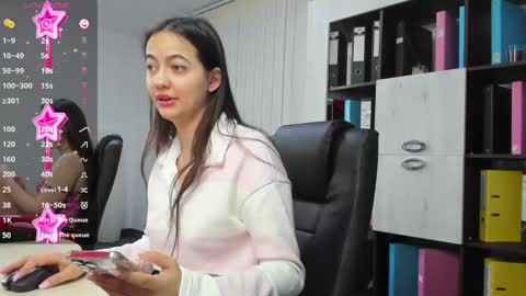 Snapshot of evanoellex chatting on 01.06.25 Your Fantasy online show from 01.06.25