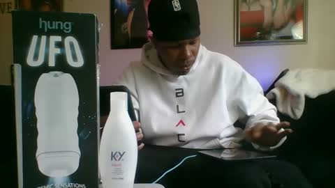 Snapshot of evanschris2048 chatting on 02.28.25 evanschris2048 online show from 02.28.25