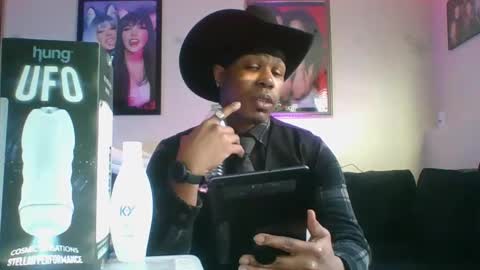 Snapshot of evanschris2048 chatting on 03.01.25 evanschris2048 online show from 03.01.25