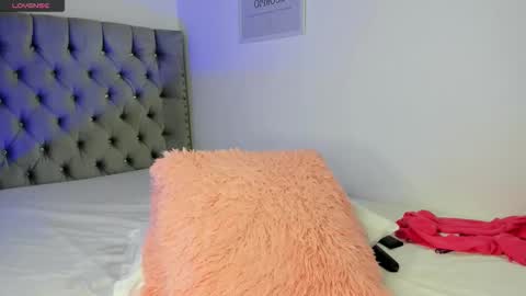 Eva Olimpo online show from 03.06.26