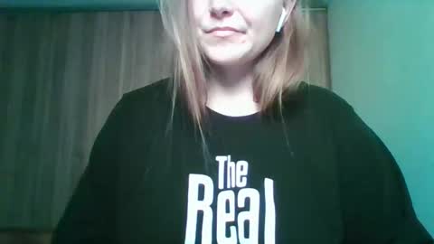 evasapples2026 online show from 02.25.26