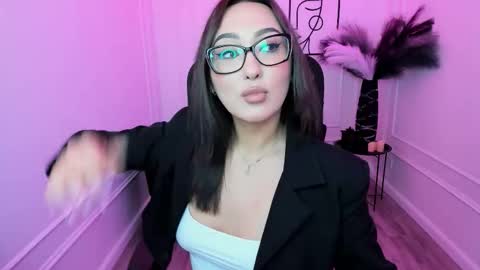 evasarazardje online show from 11.24.25