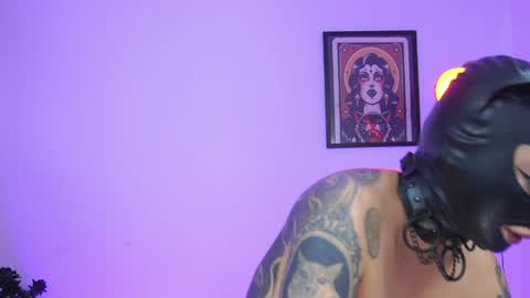 EVA SAVAGEIm recovering from surgery. Ill see you in a couple of weeks. online show from 03.14.26