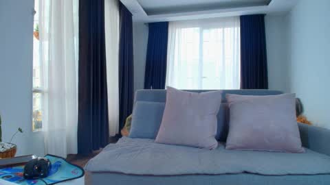  EVA LUNA online show from 11.26.25