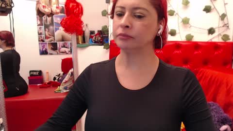 Eva Twiss online show from 01.04.25