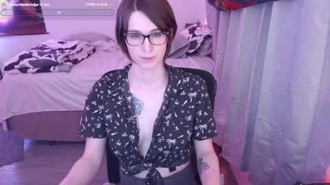 Snapshot of evavivi59 chatting on 02.21.25 Vivi online show from 02.21.25