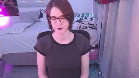 Snapshot of evavivi59 chatting on 03.07.25 Vivi online show from 03.07.25