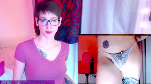 Snapshot of evavivi59 chatting on 10.10.25 Vivi online show from 10.10.25