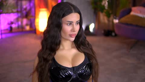 Eva online show from 12.15.24