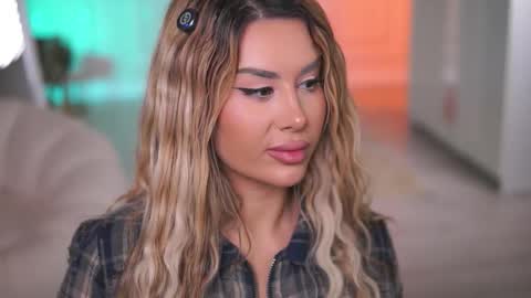 Eva online show from 12.15.25