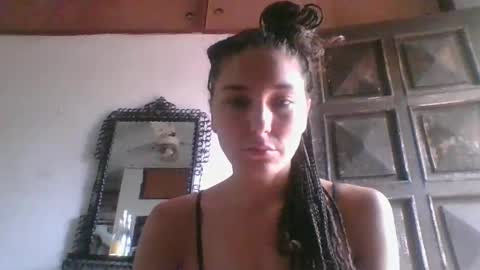 Snapshot of eve435731 chatting on 03.03.25 eve435731 online show from 03.03.25