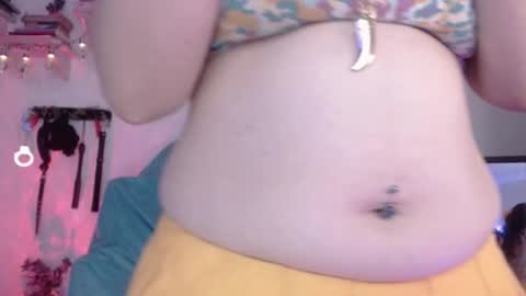 Snapshot of eve_blue77 chatting on 09.09.25 Eve Blue  friends. IG eve blue77 TW EveBlue 1 OF eveblue7 online show from 09.09.25