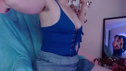 Snapshot of eve_blue77 chatting on 09.12.25 Eve Blue  friends. IG eve blue77 TW EveBlue 1 OF eveblue7 online show from 09.12.25