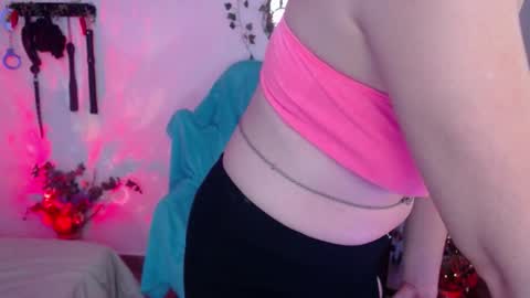 Snapshot of eve_blue77 chatting on 10.05.25 Eve Blue  friends. IG eve blue77 TW EveBlue 1 OF eveblue7 online show from 10.05.25