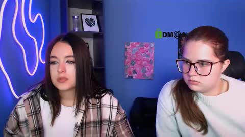 Snapshot of eve_grays chatting on 10.16.25 eve_grays online show from 10.16.25