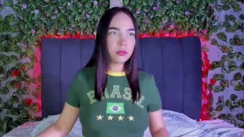 E V E L I N online show from 10.21.25