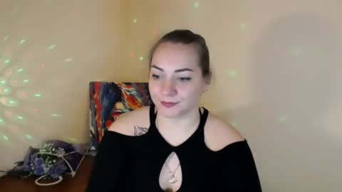 Snapshot of evelineli chatting on 02.28.25 Lydia online show from 02.28.25
