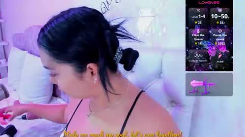 Snapshot of evelinn_belen chatting on 06.13.26 Evelinn belen online show from 06.13.26