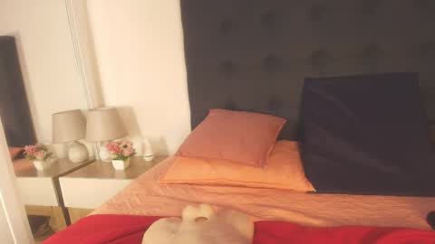 DAYANITA online show from 04.11.26