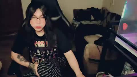 Snapshot of evelyn420521 chatting on 07.21.26 evelyn420521 online show from 07.21.26