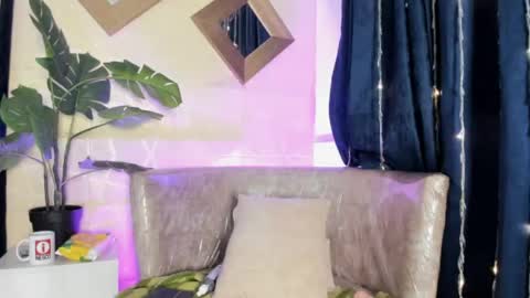 evelyn__rose1 online show from 06.05.26