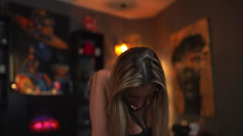 Evelyn online show from 06.21.26