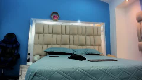 Snapshot of evelyn_isabella chatting on 01.13.26 Isabella online show from 01.13.26