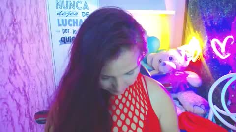 Snapshot of evelyn_mature19 chatting on 01.09.25 Juliana online show from 01.09.25